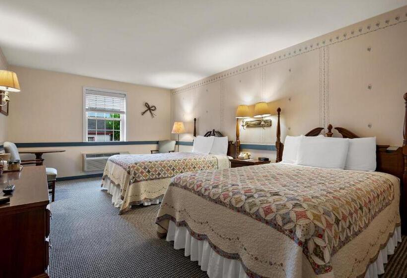 Номер Deluxe, Country Living Inn