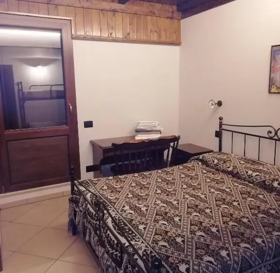 スタンダード４人部屋, Agriturismo Le Prata