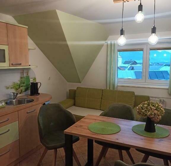 آپارتمان 2 خوابه با بالکن, Apartments Skok