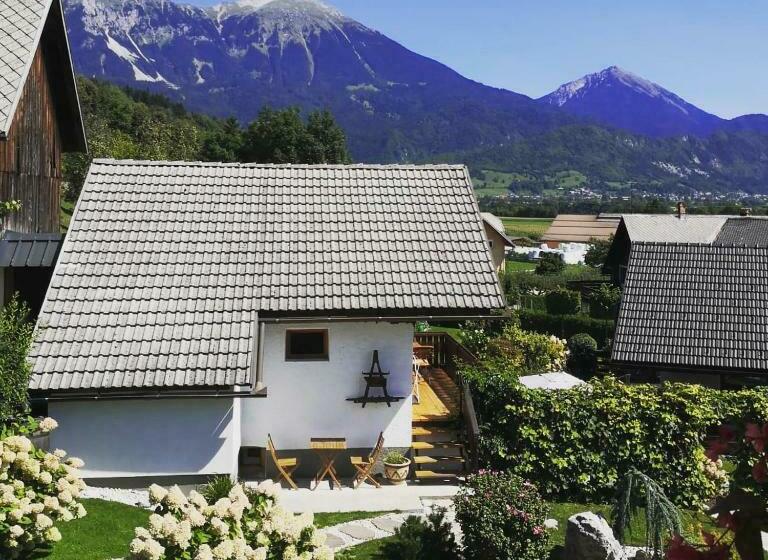 آپارتمان 2 خوابه با بالکن, Apartments Skok