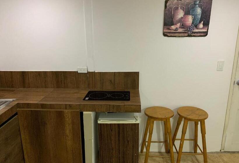 Quarto Familiar, Hostal Casa Latina