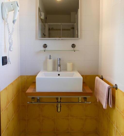 スタンダードルーム, La Vecchia Cantina