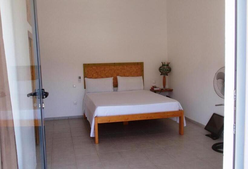 آپارتمان 2 خوابه, Zena Star