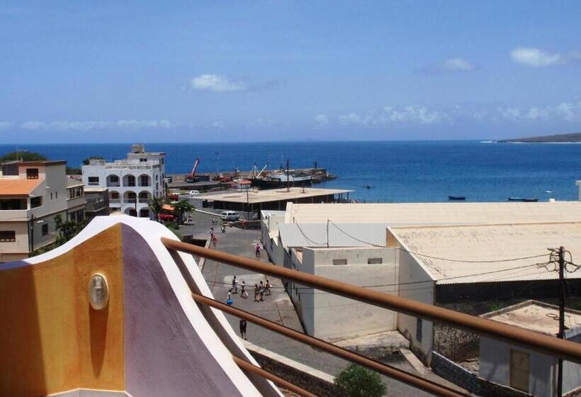 آپارتمان 2 خوابه, Zena Star