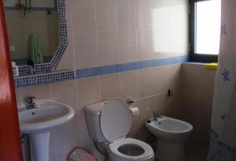 آپارتمان 2 خوابه, Zena Star