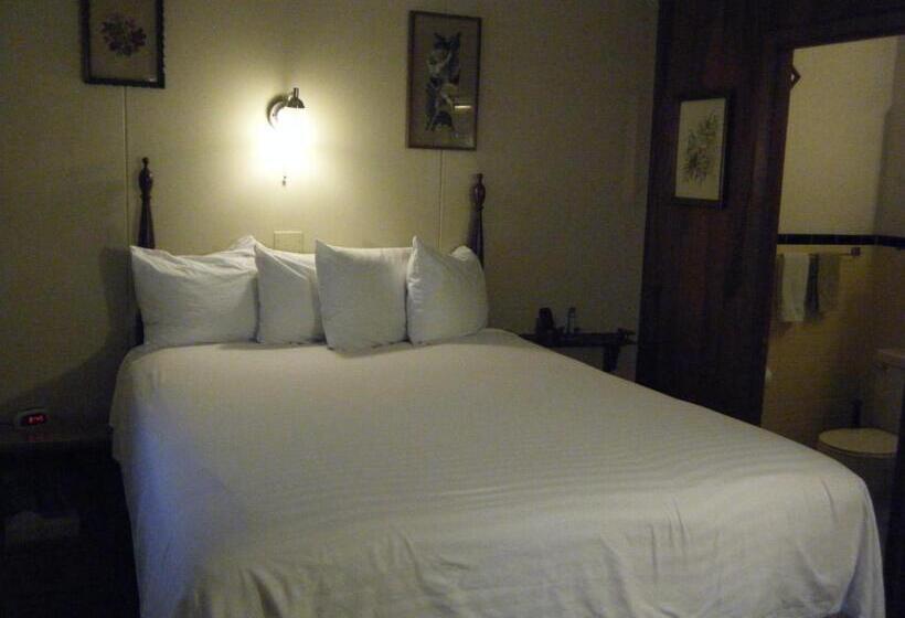 标准间, Harbor Haus Inn & Suites