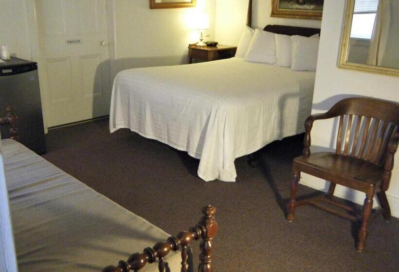 标准间, Harbor Haus Inn & Suites