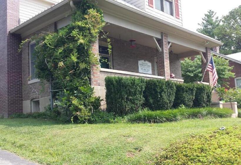 带3个卧室的套间, Harbor Haus Inn & Suites