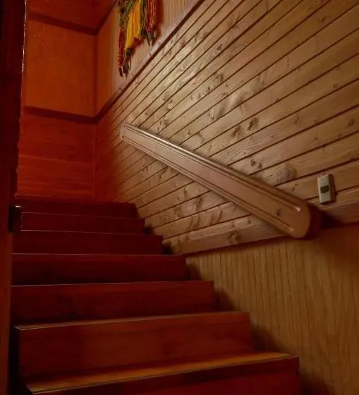 اتاق استاندارد سه نفره, Hostal Pucon Sur