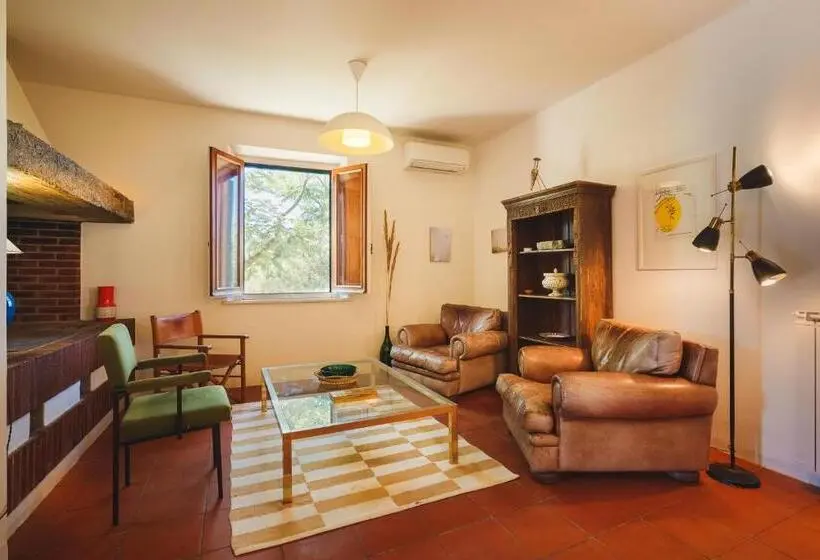Villa 3 Makuuhuonetta, Villa Lena