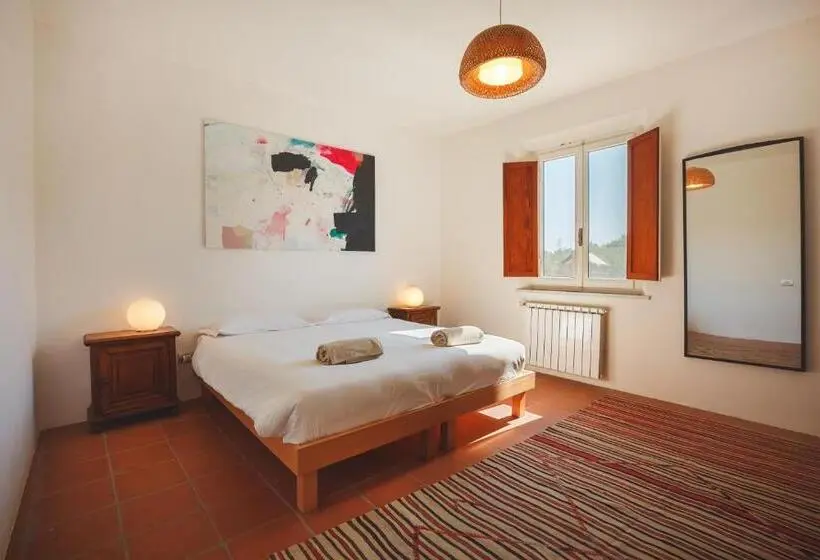 Villa 3 Makuuhuonetta, Villa Lena