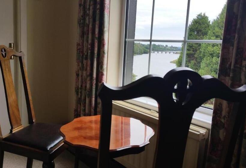 Номер Стандарт, Coolcower House