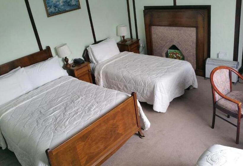 Номер Стандарт, Coolcower House