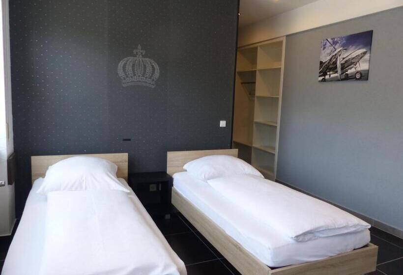 适合残疾人使用的标准间, Dasluki