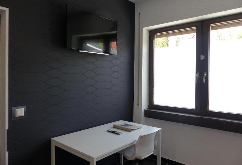 适合残疾人使用的标准间, Dasluki