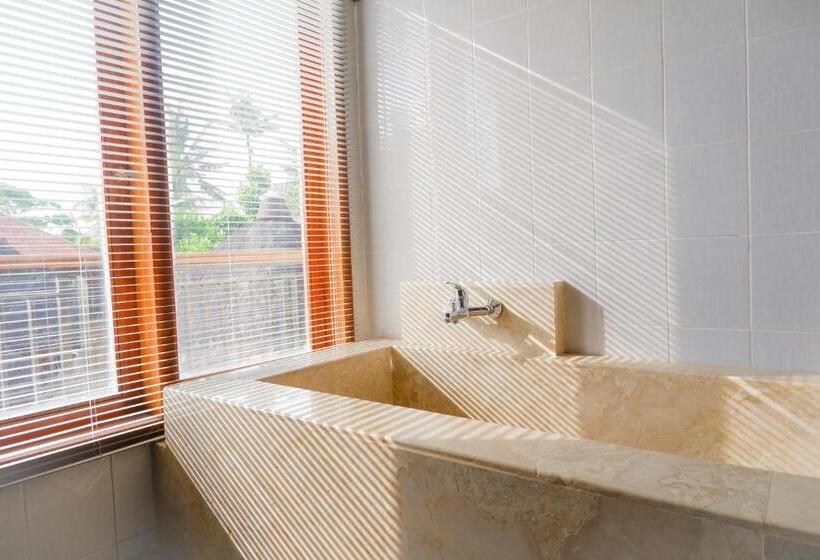 Deluxe Szoba, Nur Guest House By Purely