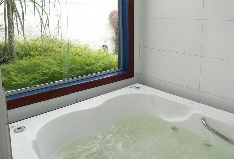 חדר סטנדרט עם ג'קוזי, Pouso Da Chica