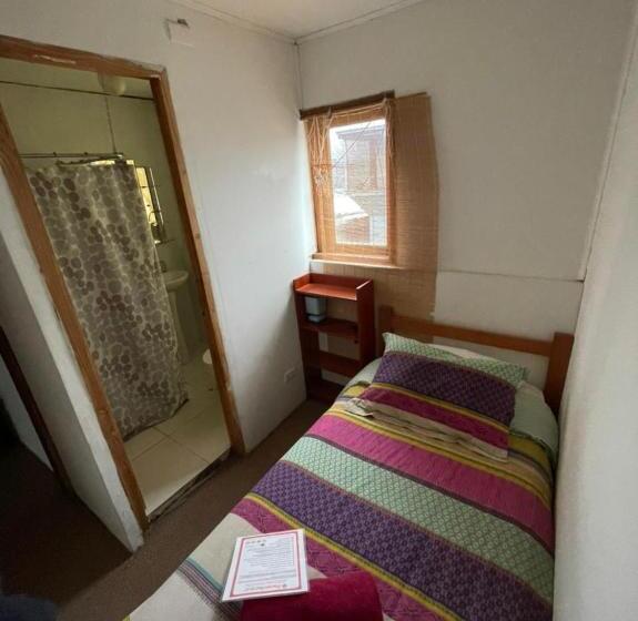 غرفة قياسية فردية, Pucontours Hostal   Hostel