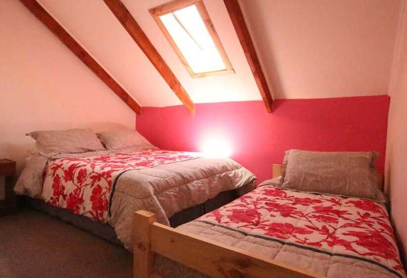 غرفة قياسية ثلاثية, Pucontours Hostal   Hostel