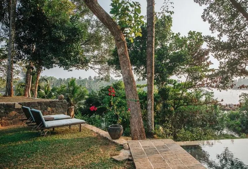 スリーベッドルーム　ヴィラ, Villa Karamoja