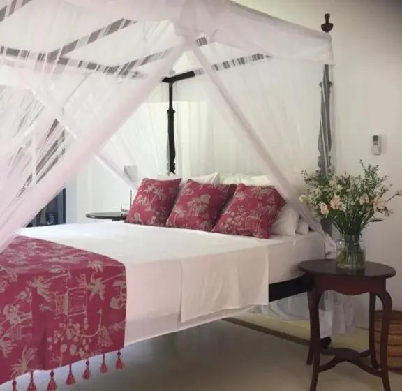 スリーベッドルーム　ヴィラ, Villa Karamoja