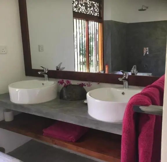 デラックスルーム, Villa Karamoja