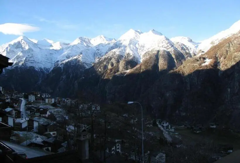 آپارتمان 1 خوابه با چشم‌انداز, Pension Taverne
