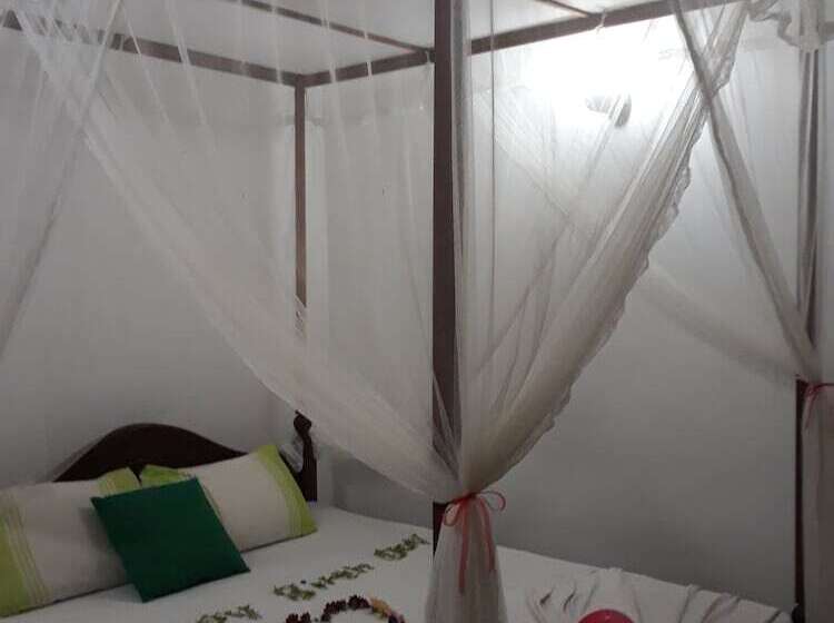 Номер Стандарт, Arcade Beach