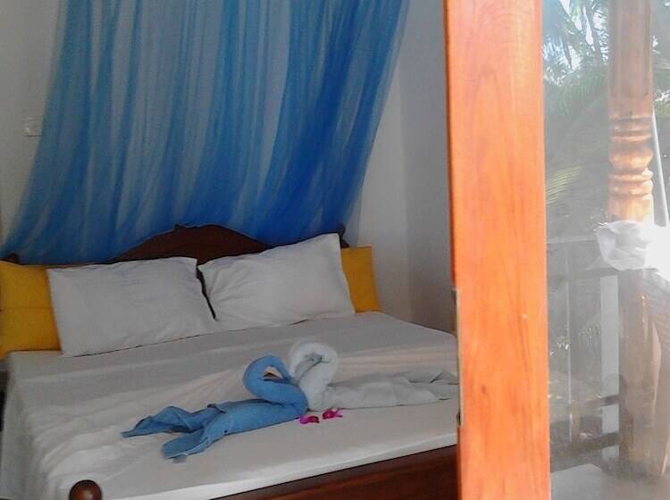 Номер Стандарт, Arcade Beach