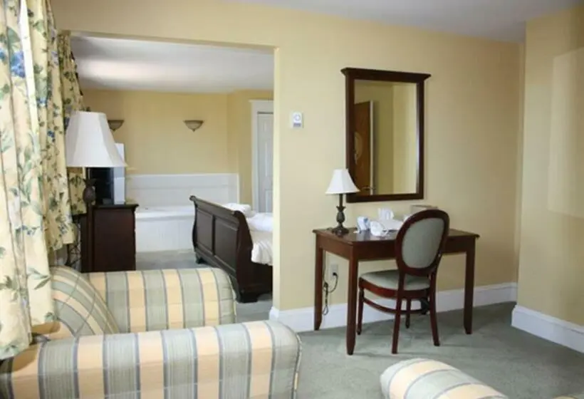 キングサイズベッドのスイートルーム, Shining Waters Country Inn