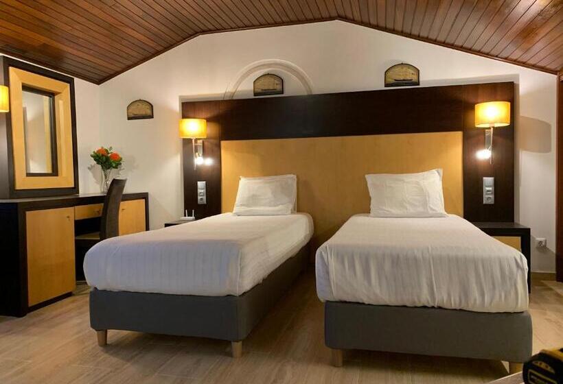 Студио Стандарт с Террасой, Discovery Apartment Carnaxide