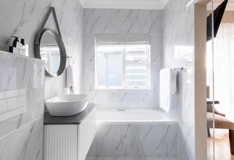 חדר סטנדרט עם מיטת קינג, Dolphin Bay Boutique Hotel And Spa