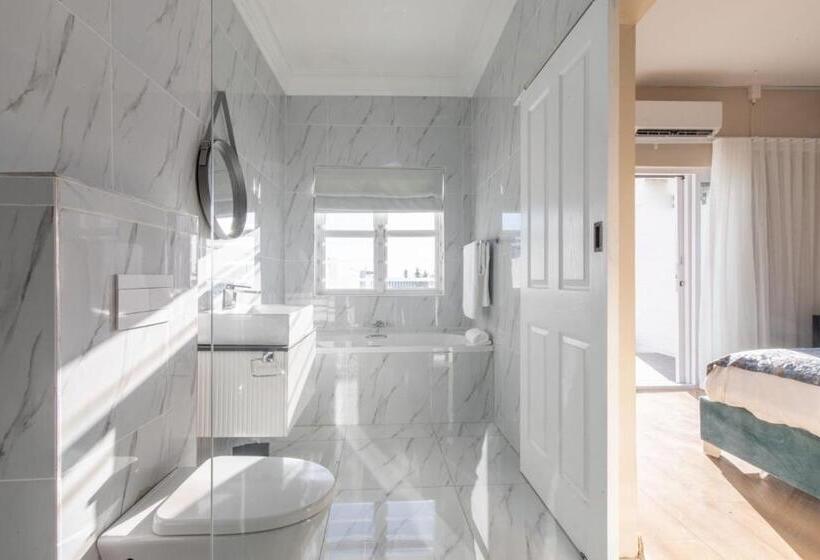 סוויטה, Dolphin Bay Boutique Hotel And Spa