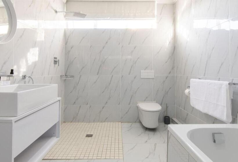 סוויטה, Dolphin Bay Boutique Hotel And Spa