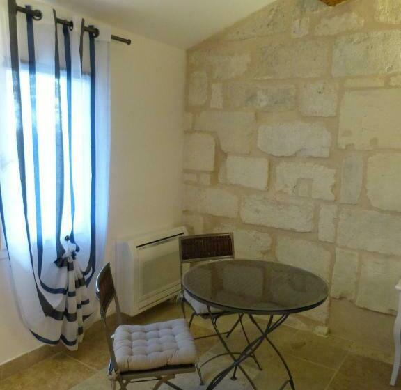 اتاق استاندارد, Le Mas D Isnard