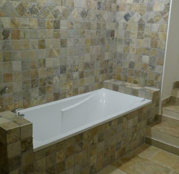 标准间, Le Mas D Isnard