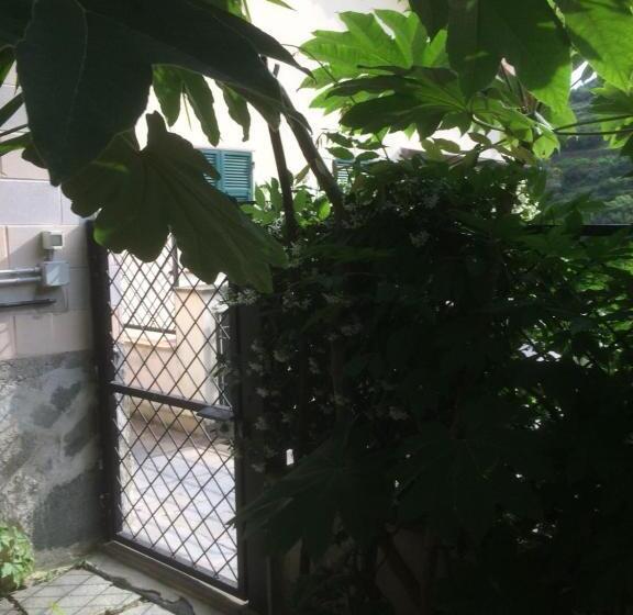 اتاق استاندارد با چشم‌انداز باغ, In Tracastello   Air Cond   Parking Not Included