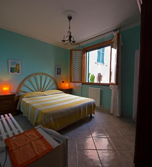 Standard room with outdoor bath, In Tracastello   Air Cond   Parking Not Included