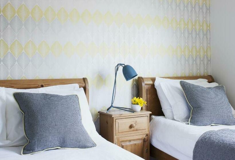 Трехместный Номер Deluxe, The Townhouse Strand