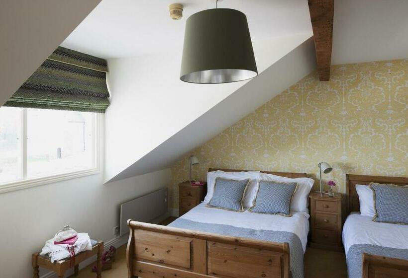 Трехместный Номер Deluxe, The Townhouse Strand