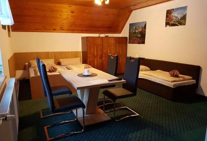 スタンダード４人部屋, Ubytování V Soukromí   U Hlinků