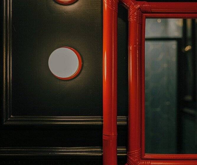 סוויטה דלוקס, The Couper Condotti