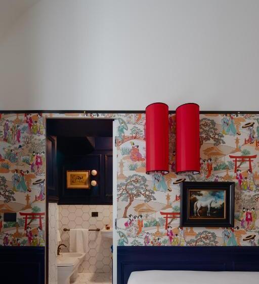 חדר סטנדרט יחיד, The Couper Condotti