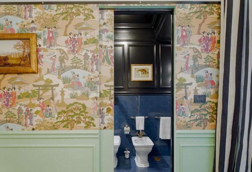 סוויטת ג'וניור דלוקס, The Couper Condotti