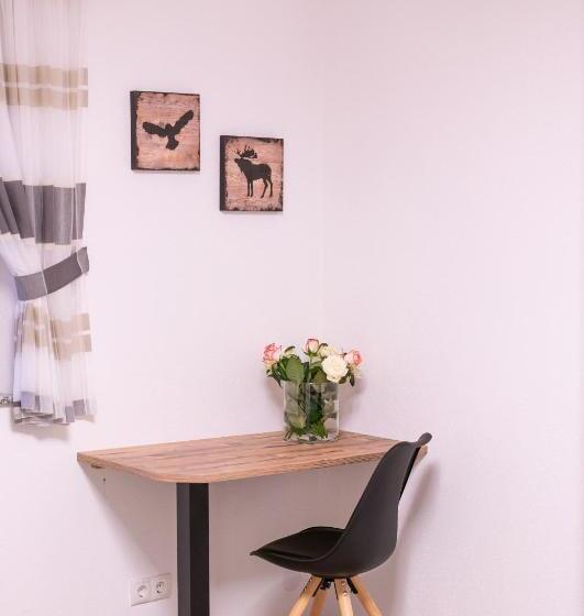 آپارتمان 1 خوابه با چشم‌انداز باغ, Apartments Mooshof