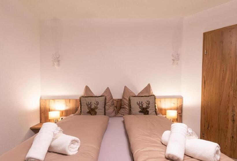 آپارتمان 1 خوابه با چشم‌انداز باغ, Apartments Mooshof