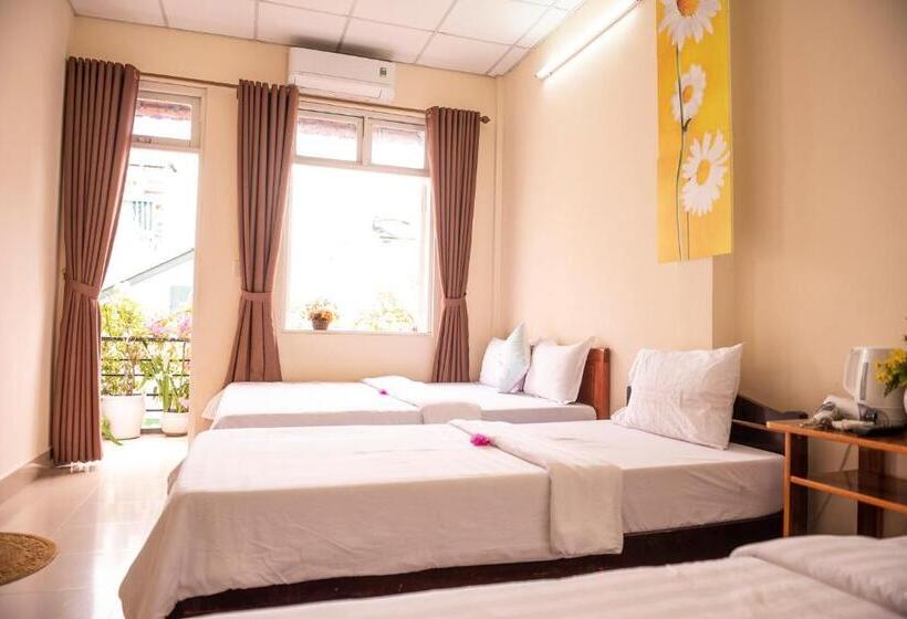اتاق خانوادگی, Minh Tam Guest House