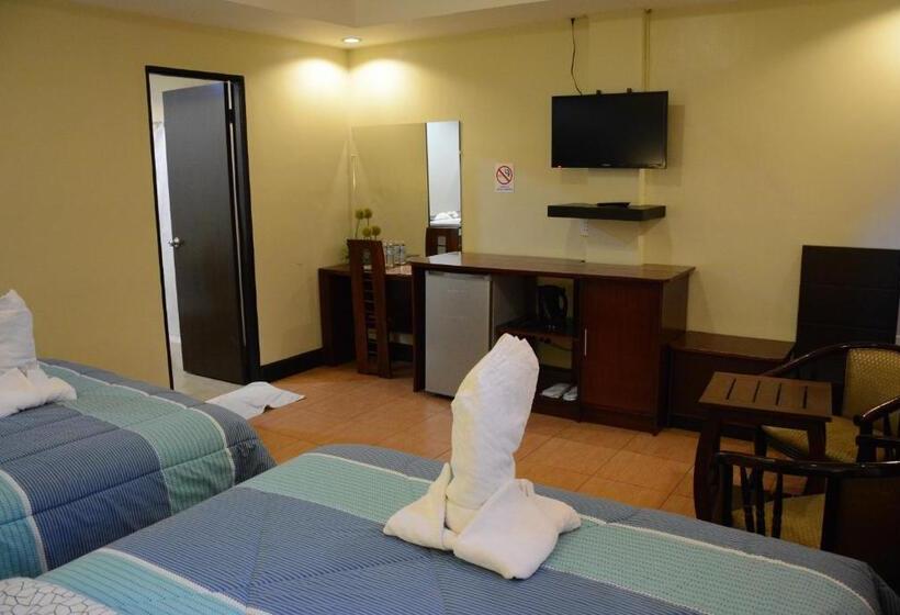 اتاق خانوادگی, Siayan Travellers Inn