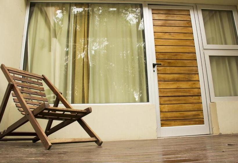 스탠다드 스튜디오, Cabañas Sottobosco