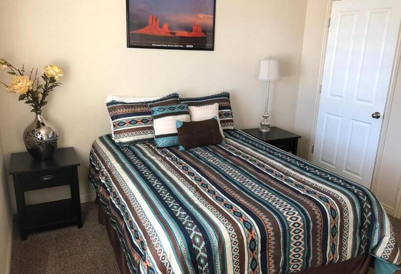 غرفة قياسية, Cedar Canyon Condos